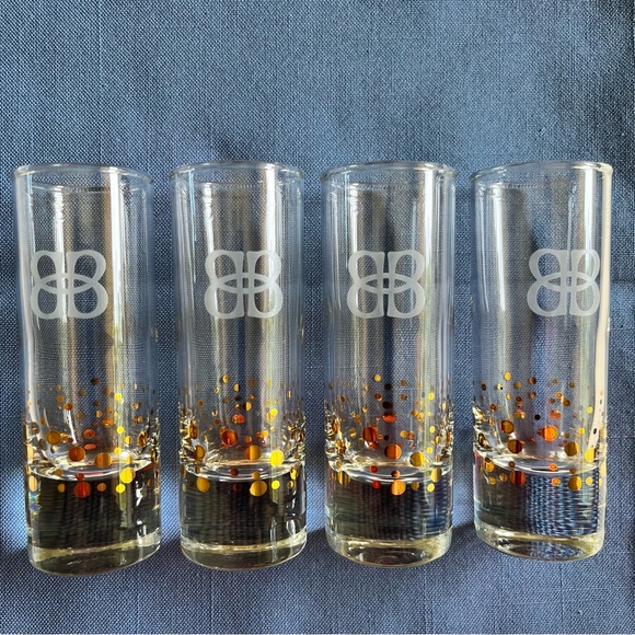 Set of 4 Etched B&B Cordial Glasses - Picture 4 of 6